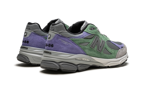 new balance 990v3 stray rats